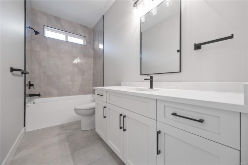 151 Marina View Dr, Ladysmith, BC 