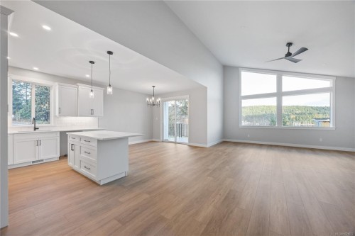 151 Marina View Dr, Ladysmith, BC 