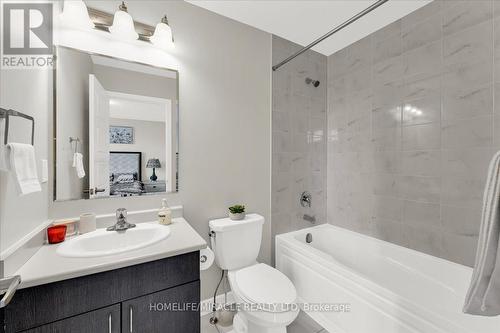 75 Compass Trail, Cambridge, ON - Indoor Photo Showing Bathroom