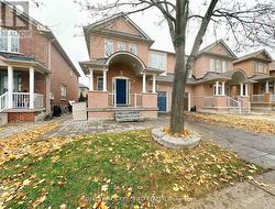 30 LUCERNE DRIVE  Vaughan, ON L4H 2Y2