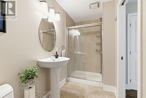 3362 Carling Avenue, Ottawa, ON - Indoor Photo Showing Bathroom
