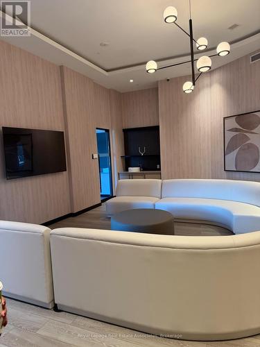 203 - 8020 Derry Road, Milton, ON - Indoor