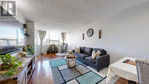 1001 - 25 Silver Springs Boulevard, Toronto, ON - Indoor Photo Showing Living Room