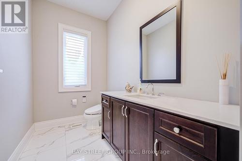 75 Douglas Road, Richmond Hill, ON - Indoor Photo Showing Bathroom