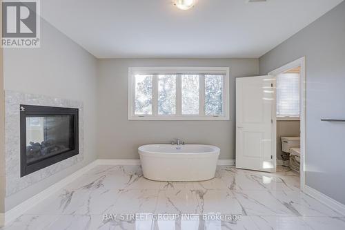 75 Douglas Road, Richmond Hill, ON - Indoor Photo Showing Bathroom With Fireplace