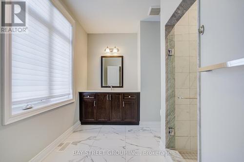 75 Douglas Road, Richmond Hill, ON - Indoor Photo Showing Bathroom