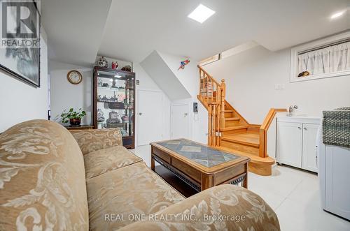 2 Grittani Lane, Toronto, ON - Indoor