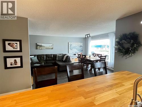 310 Louis Avenue, Maple Creek, SK - Indoor