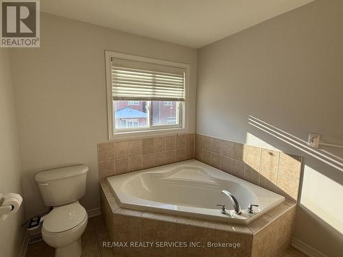 74 Severin Street, Brampton, ON - Indoor Photo Showing Bathroom
