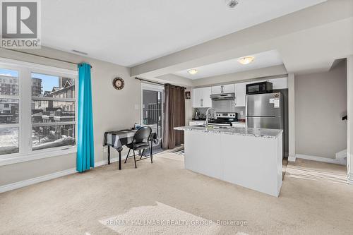 504 Clearbrook Drive, Ottawa, ON - Indoor Photo Showing Kitchen