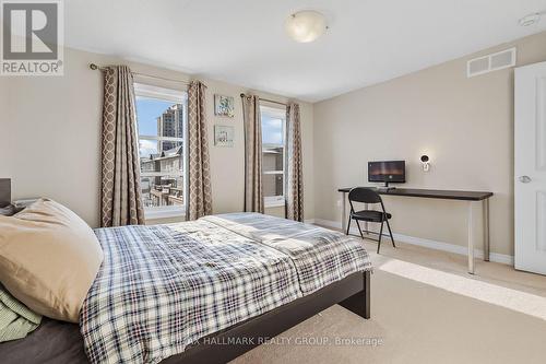 504 Clearbrook Drive, Ottawa, ON - Indoor Photo Showing Bedroom