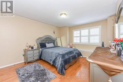 186 Mountainberry Road, Brampton, ON - Indoor Photo Showing Bedroom