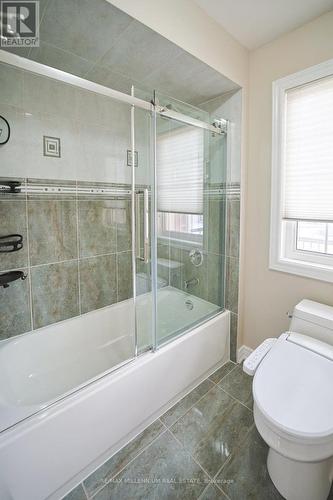 24 Prince Edward Boulevard, Brampton, ON - Indoor Photo Showing Bathroom