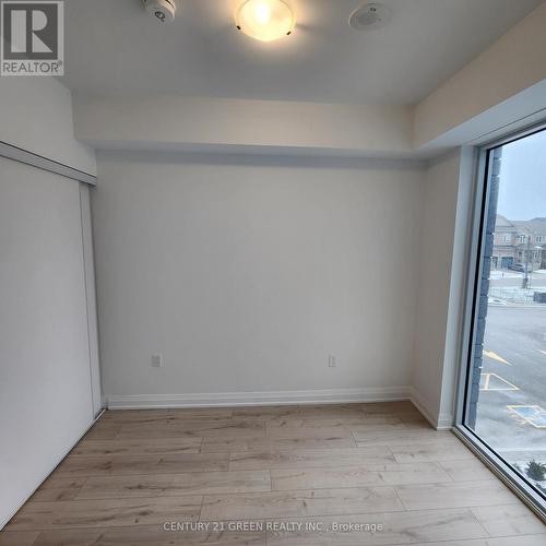 224 - 412 Silver Maple Road, Oakville, ON - Indoor Photo Showing Other Room