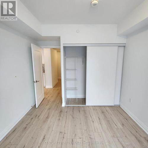 224 - 412 Silver Maple Road, Oakville, ON - Indoor Photo Showing Other Room