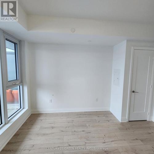 224 - 412 Silver Maple Road, Oakville, ON - Indoor Photo Showing Other Room