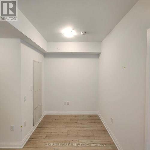 224 - 412 Silver Maple Road, Oakville, ON - Indoor Photo Showing Other Room