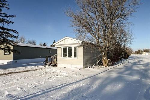 15 Aspen Four Dr, Steinbach, MB 