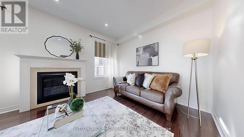 186 Ascalon Drive, Vaughan, ON - Indoor Photo Showing Living Room With Fireplace
