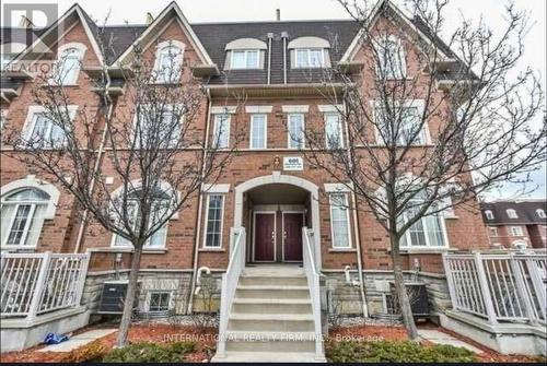 141 - 601 SHORELINE DRIVE  Mississauga, ON L5B 4K7