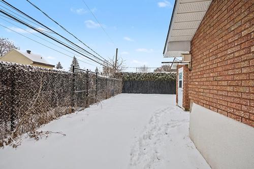 Cour - 245 Rue Brébeuf, Sainte-Catherine, QC - Outdoor