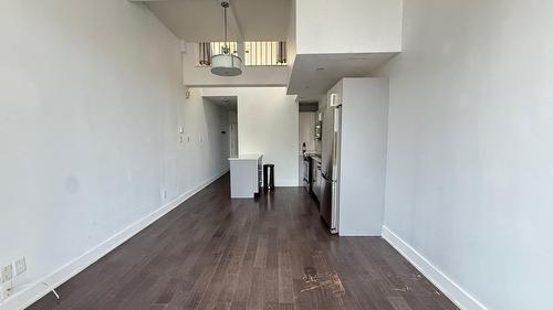 Cuisine - 9-1216 Rue St-Hubert, Montréal (Ville-Marie), QC - Indoor Photo Showing Other Room