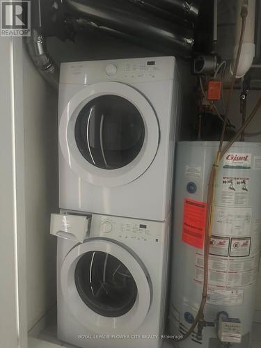 71 - 5650 Winston Churchill Boulevard, Mississauga, ON - Indoor Photo Showing Laundry Room