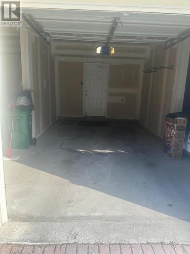 71 - 5650 Winston Churchill Boulevard, Mississauga, ON - Indoor Photo Showing Garage