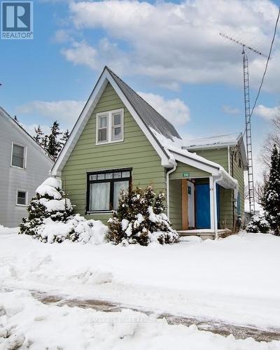 990 Eldon Road, Kawartha Lakes (Oakwood), ON - Outdoor