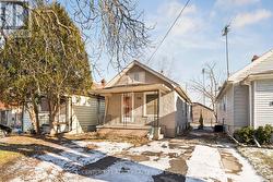 106 BURGAR STREET  Welland, ON L3B 2S6