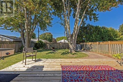 17 Vanbuskirk Drive, St. Thomas, ON - Outdoor