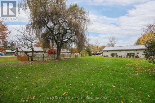 128 Centre Street, North Middlesex (Parkhill), ON - Outdoor