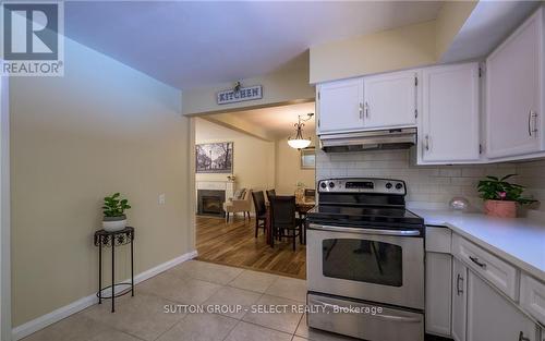 Upper - 6 Kirkton Court, London North (North H), ON - Indoor Photo Showing Kitchen
