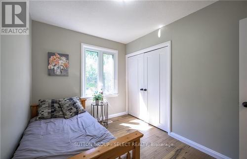 Upper - 6 Kirkton Court, London North (North H), ON - Indoor Photo Showing Bedroom