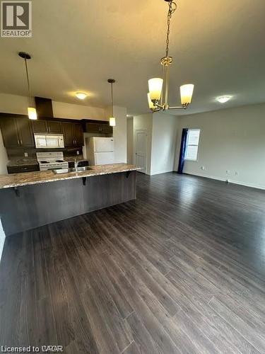 25 Kendell Lane Unit# Upper, Ingersoll, ON - Indoor Photo Showing Kitchen