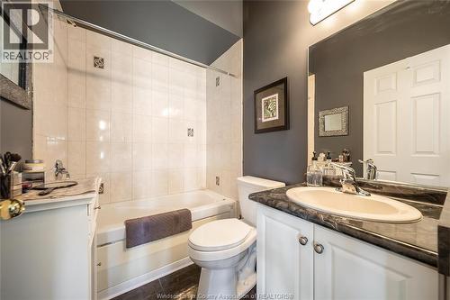 11924 Cobblestone Crescent, Windsor, ON - Indoor Photo Showing Bathroom