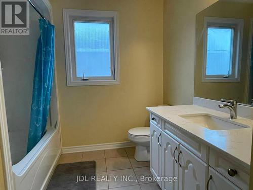 394 Berryhill Drive W, London North, ON - Indoor Photo Showing Bathroom