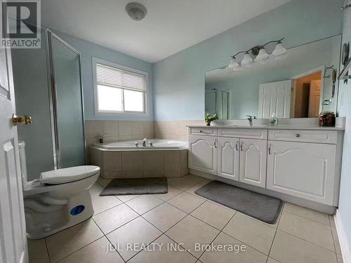 394 Berryhill Drive W, London North, ON - Indoor Photo Showing Bathroom