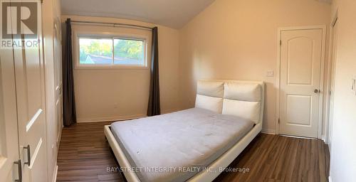 2 - 1339 Pinegrove Road, Oakville, ON - Indoor Photo Showing Bedroom