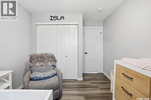 86 Mackenzie Crescent, Regina, SK - Indoor