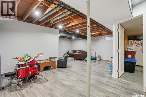 86 Mackenzie Crescent, Regina, SK - Indoor Photo Showing Basement