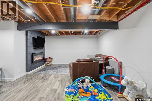 86 Mackenzie Crescent, Regina, SK - Indoor Photo Showing Basement