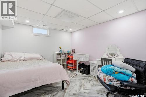 86 Mackenzie Crescent, Regina, SK - Indoor Photo Showing Bedroom