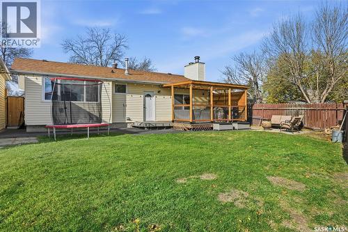 86 Mackenzie Crescent, Regina, SK - Outdoor
