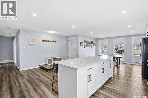 86 Mackenzie Crescent, Regina, SK - Indoor