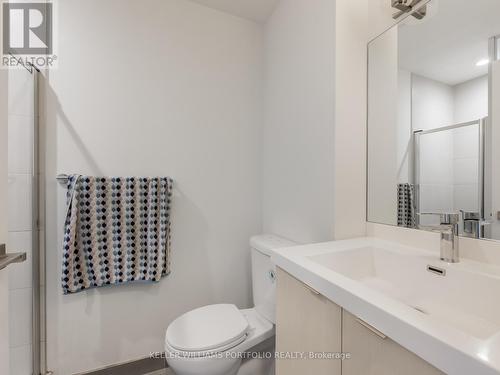 2501 - 89 Mcgill Street, Toronto, ON - Indoor Photo Showing Bathroom