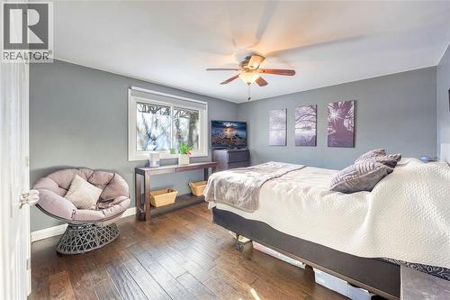 671 Orchard Avenue, Sarnia, ON - Indoor Photo Showing Bedroom