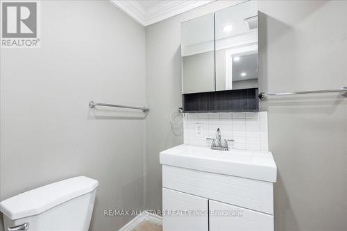 47 - 115 Main Street S, Newmarket, ON - Indoor Photo Showing Bathroom