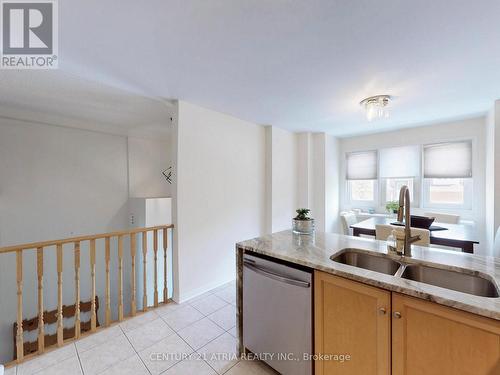 16 Stiles Avenue, Aurora, ON - Indoor Photo Showing Kitchen With Double Sink