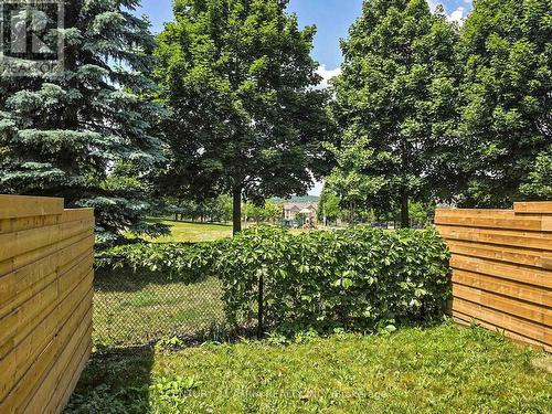 16 Stiles Avenue, Aurora, ON - Outdoor